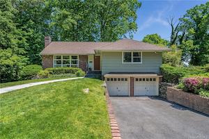 304 Old Colony Road Hartsdale