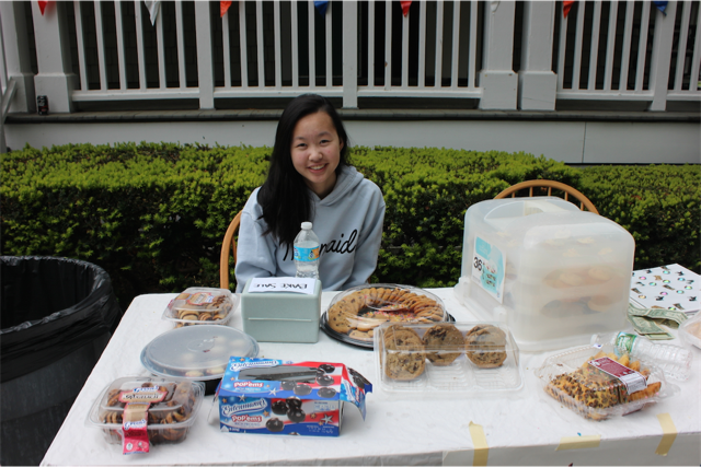 Chloe Gold running the bake sale