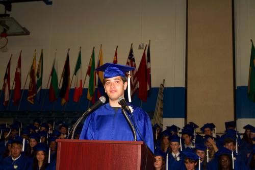 ehs-grad_1011-023