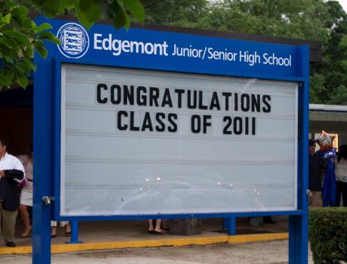 ehs-grad_1011-038